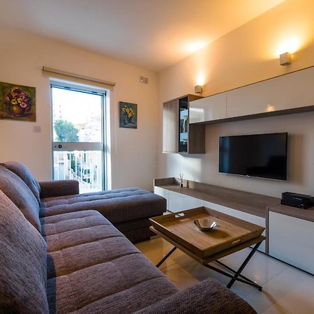 Sh5A-Qawra Prime Location 2 Bedroom Apartment St. Paul's Bay Exteriör bild