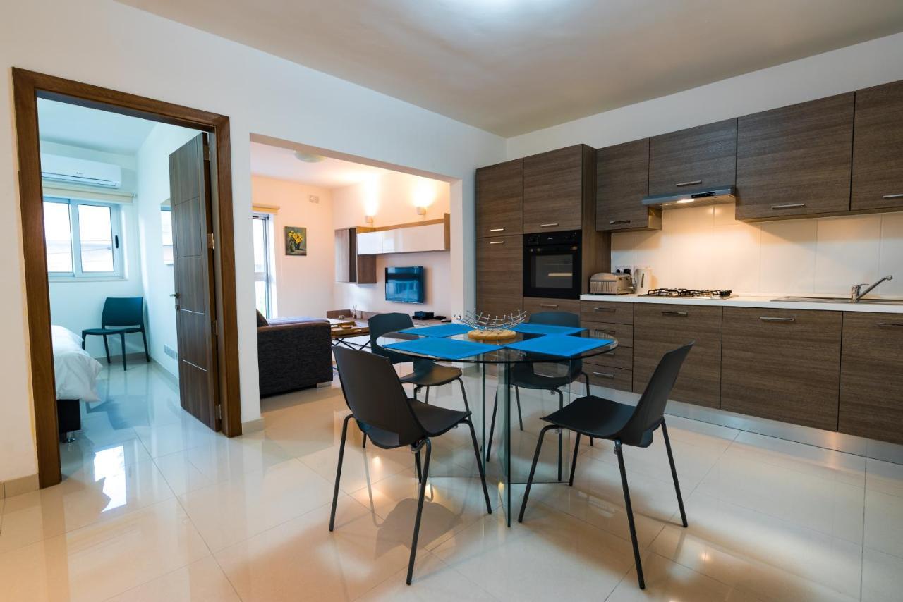 Sh5A-Qawra Prime Location 2 Bedroom Apartment St. Paul's Bay Exteriör bild
