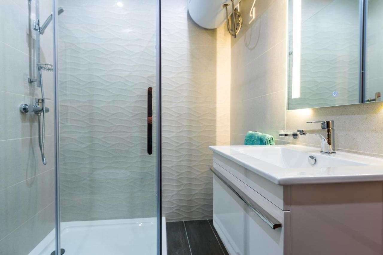 Sh5A-Qawra Prime Location 2 Bedroom Apartment St. Paul's Bay Exteriör bild